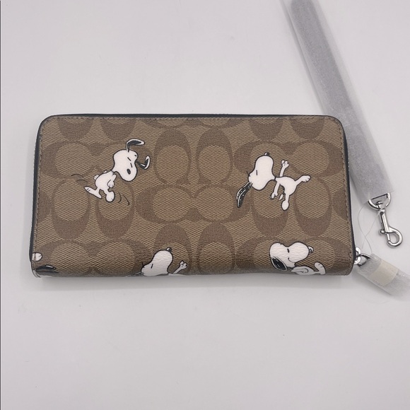 Coach x Peanuts Snoopy Zip Around Wallet Wristlet - Picture 3 of 7